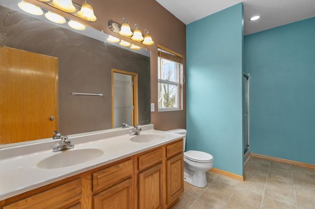 570 SE Parker Drive, Waukee, IA 50263