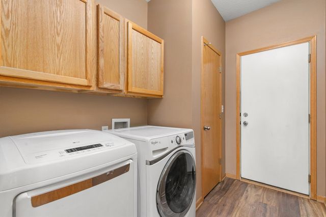 570 SE Parker Drive, Waukee, IA 50263