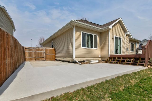 570 SE Parker Drive, Waukee, IA 50263