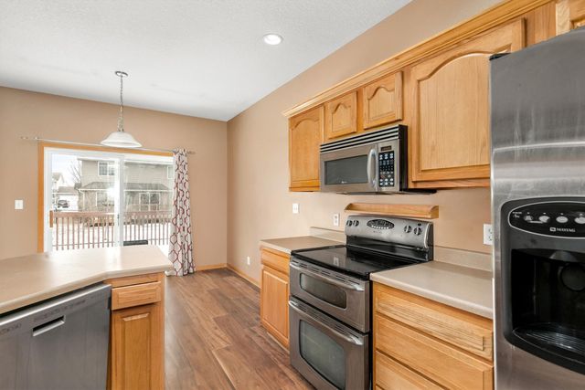 570 SE Parker Drive, Waukee, IA 50263