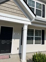 1037 Tradition Trl, Murfreesboro, TN 37130