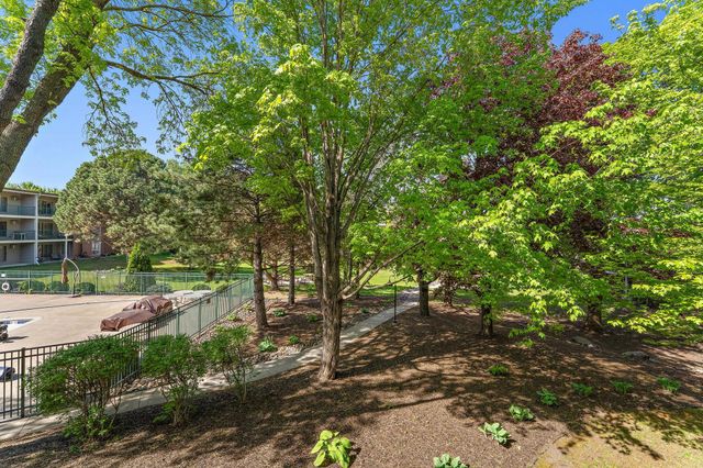 3155 Coachman Road 308, Eagan, MN 55121