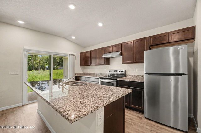 8682 KAYE Lane, Jacksonville, FL 32222