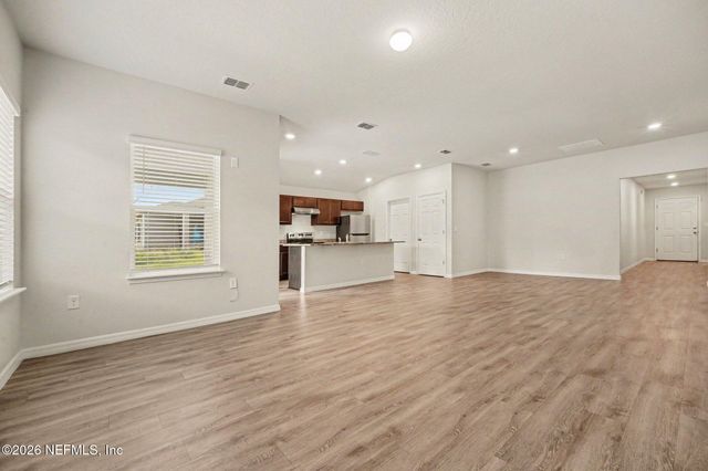8682 KAYE Lane, Jacksonville, FL 32222