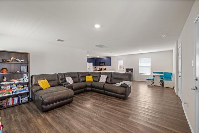 4144 Wintergreen Drive, Forney, TX 75126