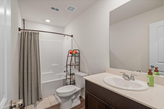 4144 Wintergreen Drive, Forney, TX 75126