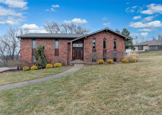 1267 Fall Ln, Irwin, PA 15642