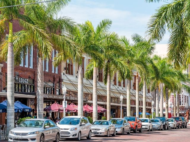 1849 Maravilla AVE C10, Fort Myers, FL 33901