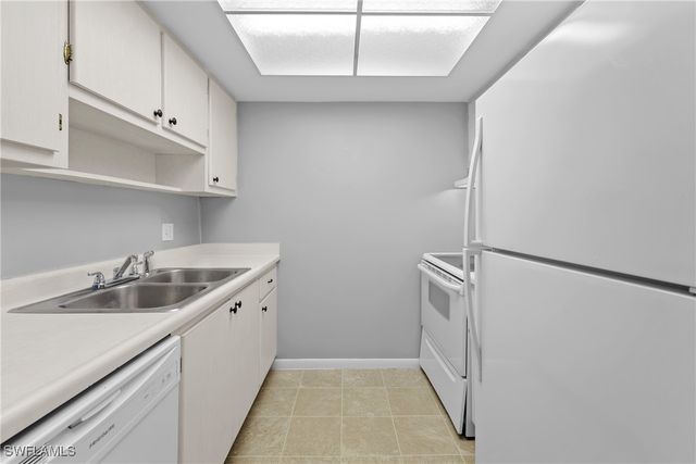 1849 Maravilla AVE C10, Fort Myers, FL 33901