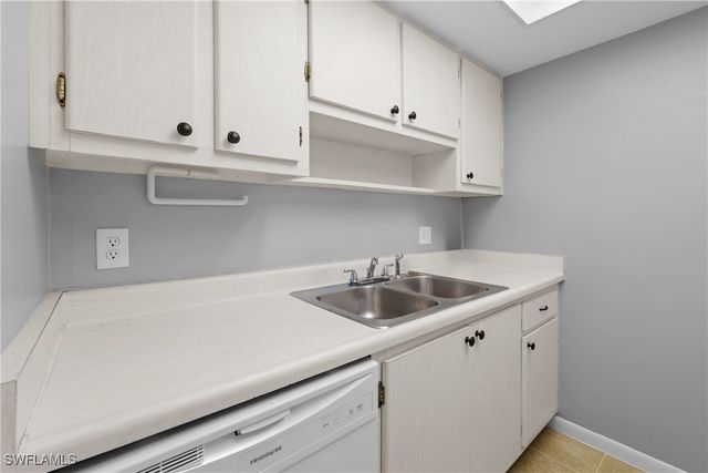 1849 Maravilla AVE C10, Fort Myers, FL 33901