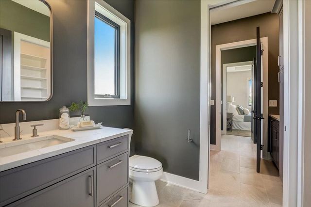 12345 N East Shoreland DRIVE, Mequon, WI 53092