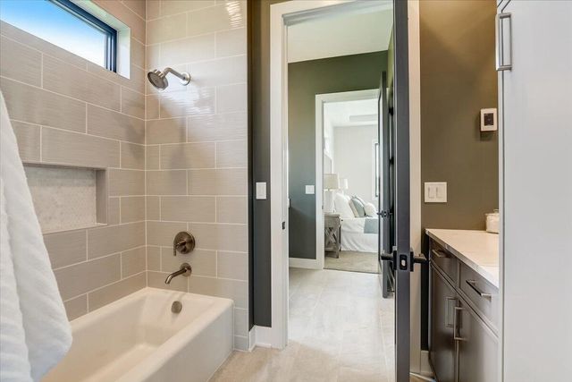 12345 N East Shoreland DRIVE, Mequon, WI 53092
