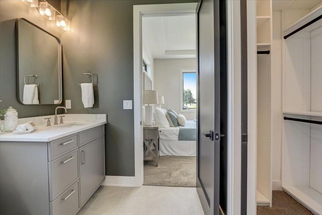 12345 N East Shoreland DRIVE, Mequon, WI 53092