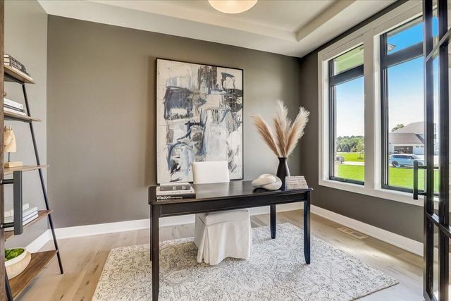 12345 N East Shoreland DRIVE, Mequon, WI 53092