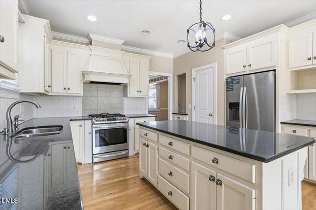 5200 Sugg Court, Fuquay Varina, NC 27526