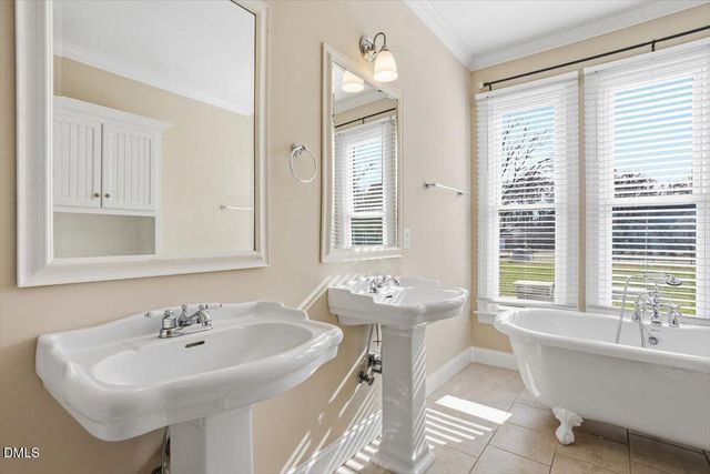 5200 Sugg Court, Fuquay Varina, NC 27526