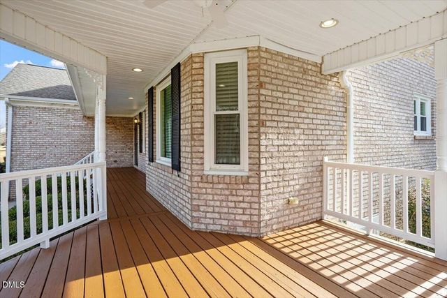 5200 Sugg Court, Fuquay Varina, NC 27526