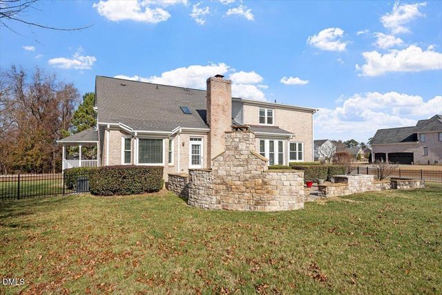 5200 Sugg Court, Fuquay Varina, NC 27526