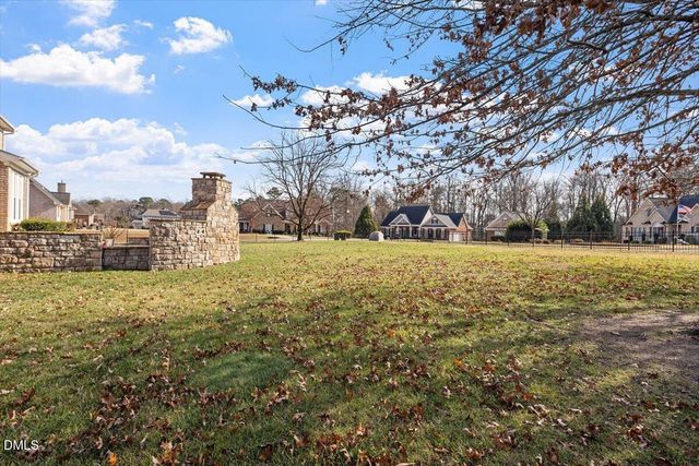 5200 Sugg Court, Fuquay Varina, NC 27526