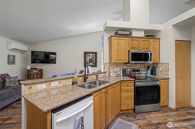 20877 Stottlemeyer Road NE, Poulsbo, WA 98370