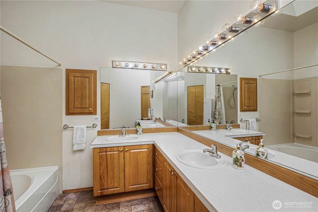 20877 Stottlemeyer Road NE, Poulsbo, WA 98370