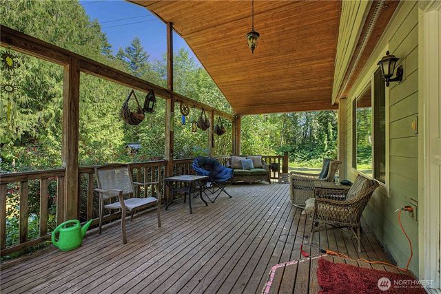 20877 Stottlemeyer Road NE, Poulsbo, WA 98370
