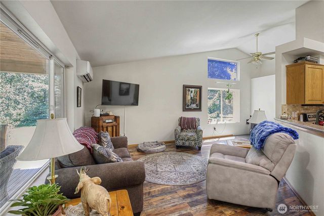 20877 Stottlemeyer Road NE, Poulsbo, WA 98370
