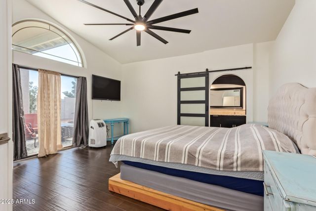 4829 E VOLTAIRE Avenue, Scottsdale, AZ 85254