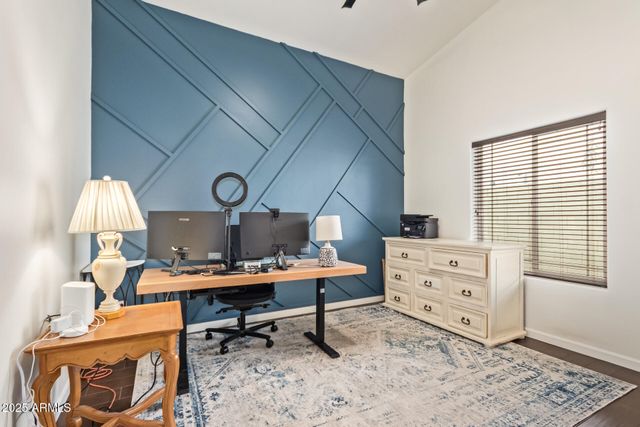 4829 E VOLTAIRE Avenue, Scottsdale, AZ 85254