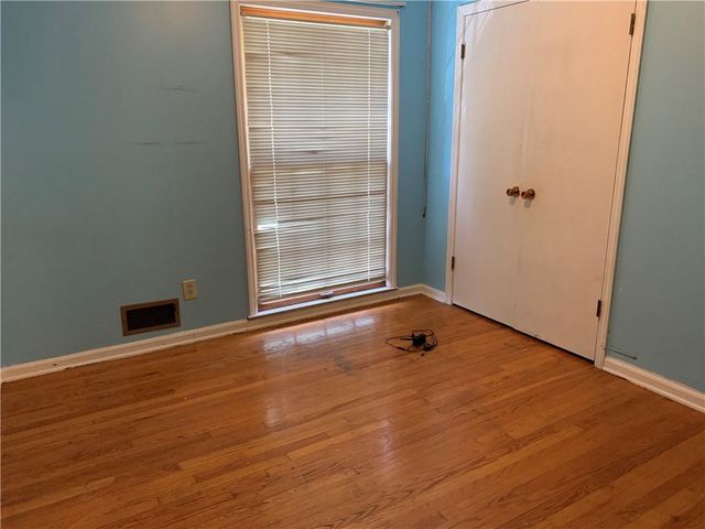 6103 E 109th Terrace, Kansas City, MO 64134