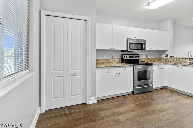 7827 Regal Heron CIR 306, Naples, FL 34104