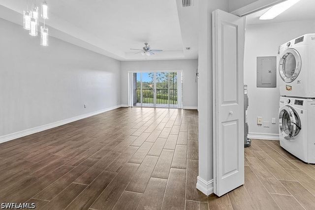 7827 Regal Heron CIR 306, Naples, FL 34104