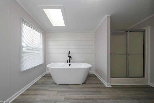 20454 Barrow RD, Capron, VA 23829