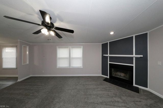 20454 Barrow RD, Capron, VA 23829