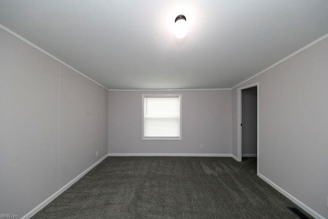 20454 Barrow RD, Capron, VA 23829