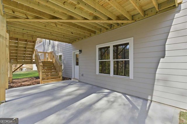 5885 Ford Rd, Acworth, GA 30101