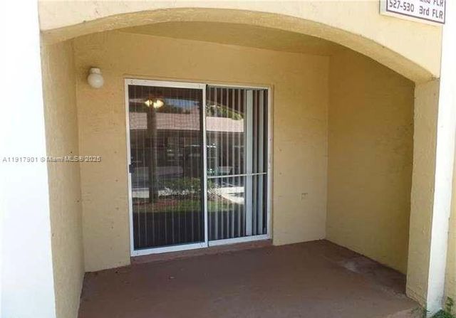 5550 NW 61st St 508, Coconut Creek, FL 33073