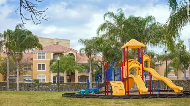 5550 NW 61st St 508, Coconut Creek, FL 33073