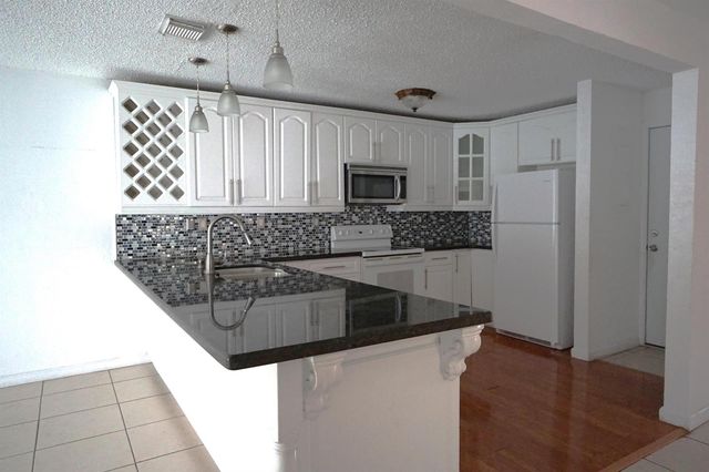 18011 SW 139th Court, Miami, FL 33177