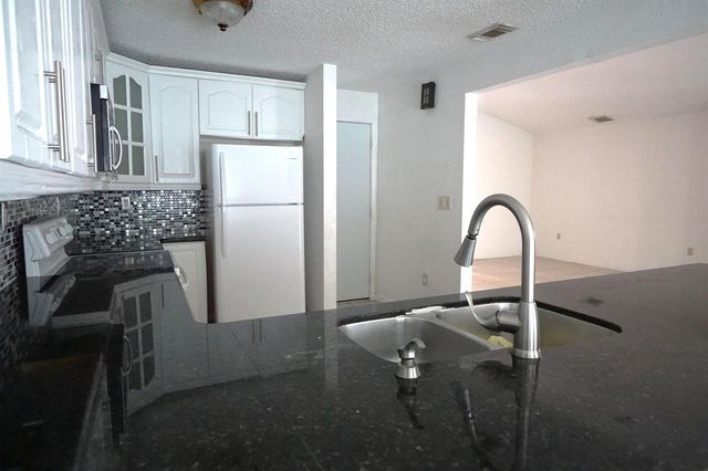 18011 SW 139th Court, Miami, FL 33177