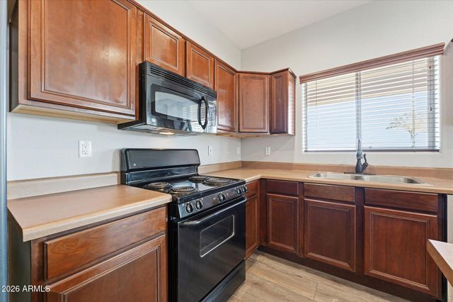 9934 E HAY LOFT Road, Florence, AZ 85132