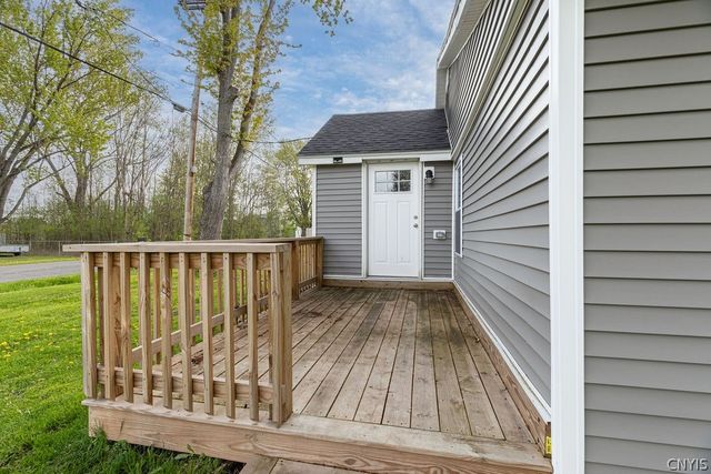 7482 Surbrook Road, Lysander, NY 13027