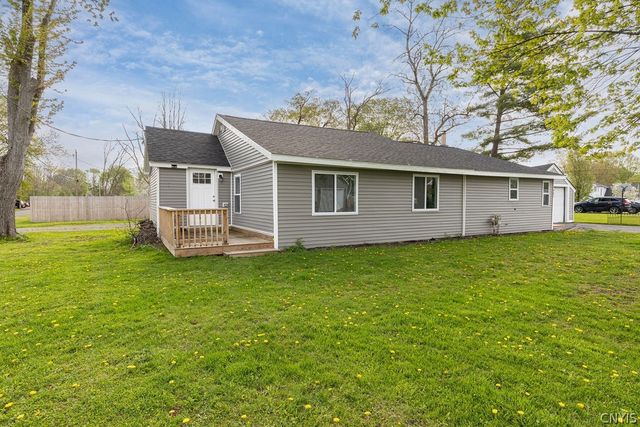 7482 Surbrook Road, Lysander, NY 13027