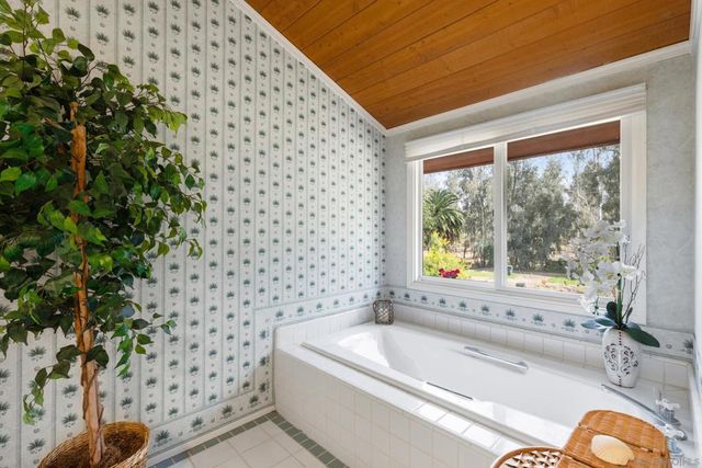 16257 Oak Creek Trl, Poway, CA 92064