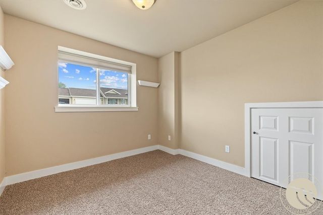 5412 Summer Stone Ave, Billings, MT 59106