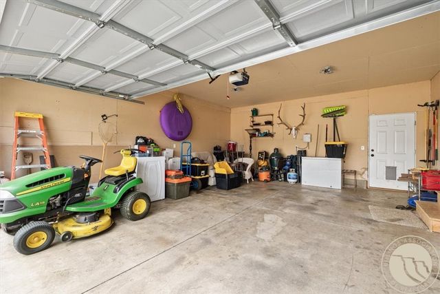 5412 Summer Stone Ave, Billings, MT 59106