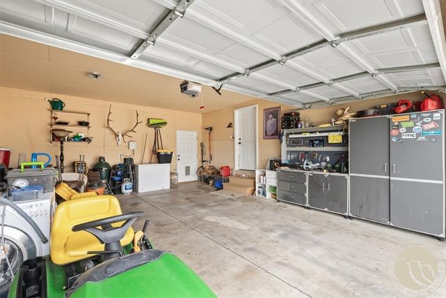 5412 Summer Stone Ave, Billings, MT 59106