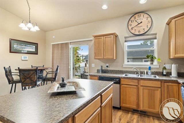 5412 Summer Stone Ave, Billings, MT 59106