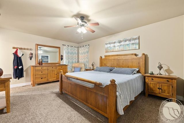 5412 Summer Stone Ave, Billings, MT 59106