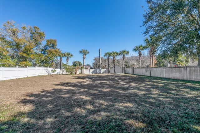 1128 HELMSDALE DRIVE, Wesley Chapel, FL 33543